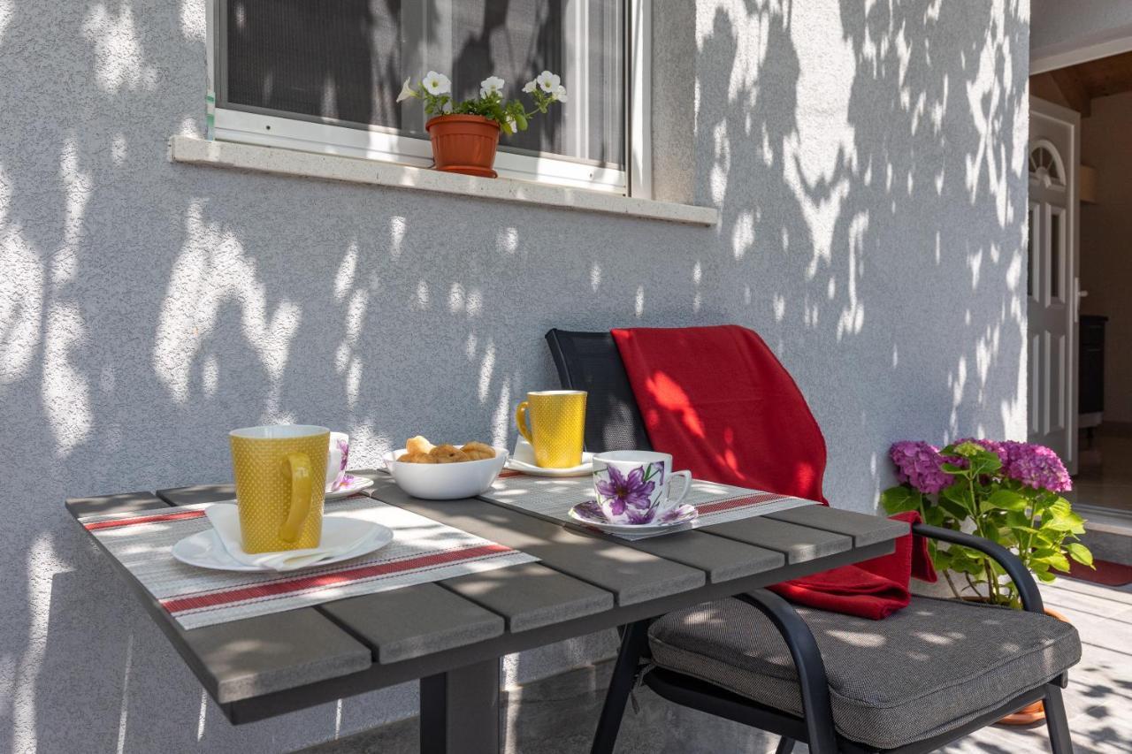 Apartments Roza Mlini Eksteriør billede
